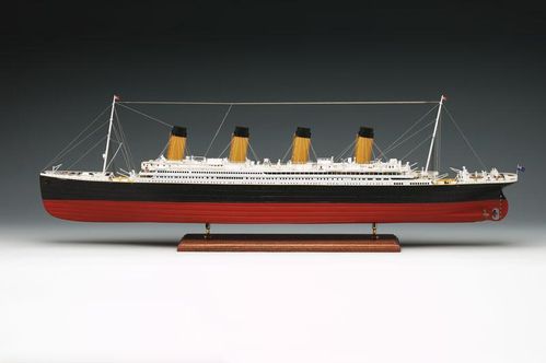 R.M.S. Titanic 1/250
