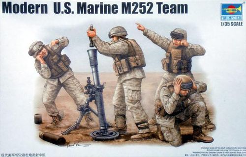 Modern  U.S. Marine M252 Team 1/35