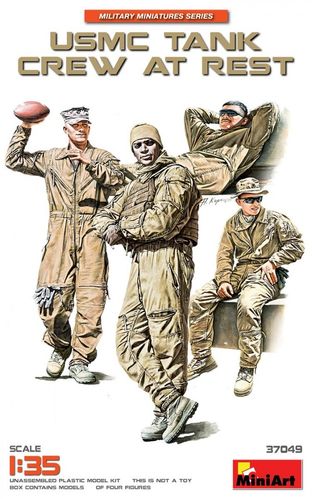 U.S.M.C. Tank crew at rest 1/35
